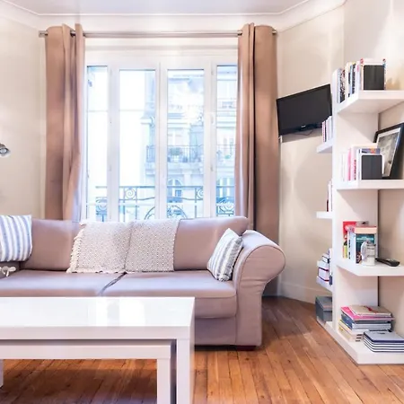 Apartment Nice Cozy On The Slopes Of Montmartre